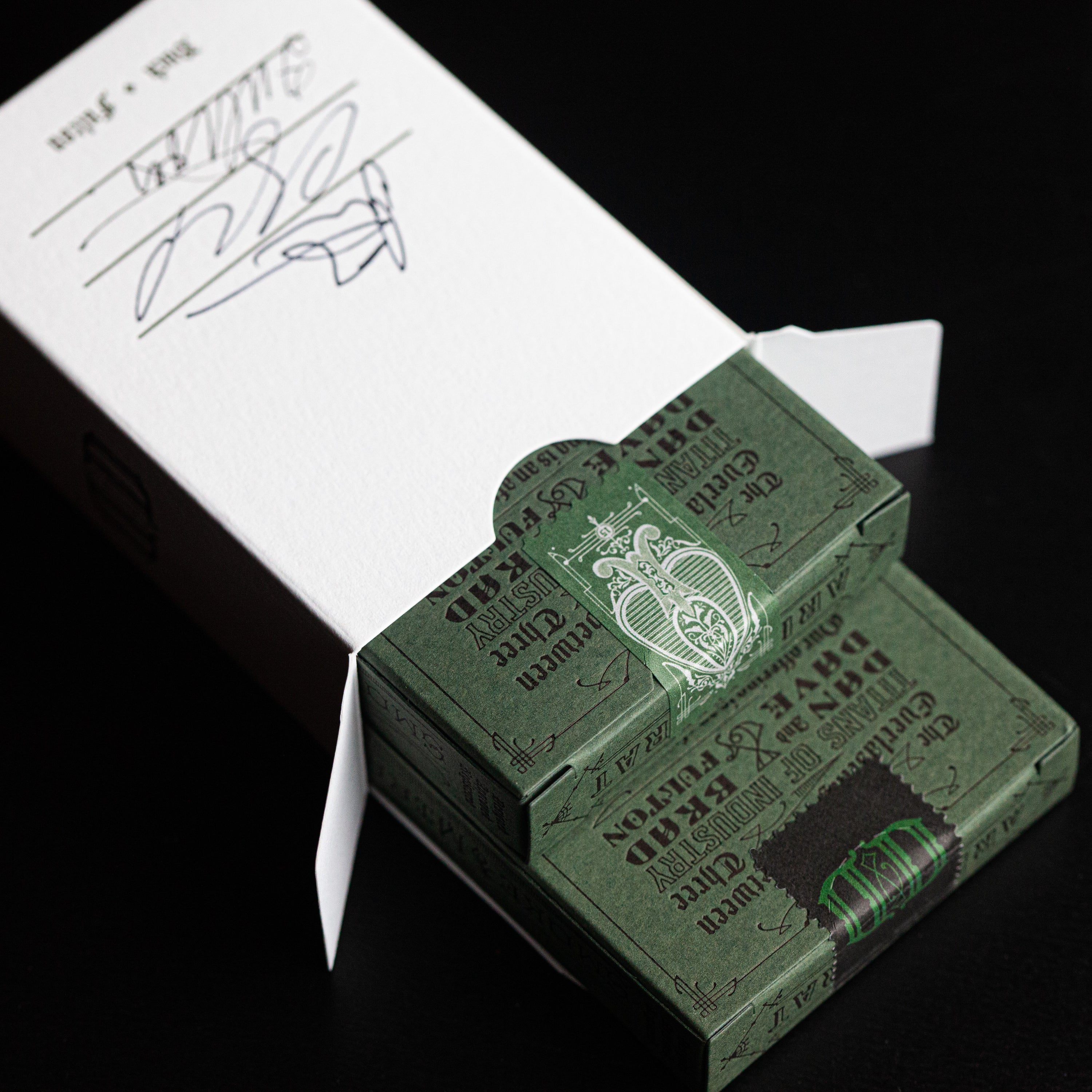 Smoke & Mirrors Anniversary Edition: Eco Playing Cards DAN & DAVE